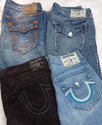 CR7029 Vintage True Religion Men’s Jeans