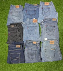 LEVI’S JEANS (B 43)