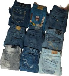 ROCK AND REPUBLIC AND OTHER MIX BRANDS BAGGY JEANS..