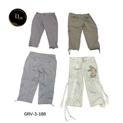 Y2K Cargo Capri Pants – Vintage Streetwear Essenti..