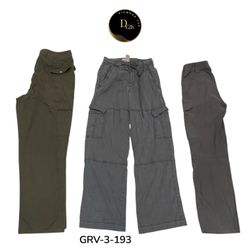 Y2K Vintage Cargo Capri Pants – Retro Streetwear S..