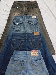 CR7060 Vintage True Religion Men’s Jeans