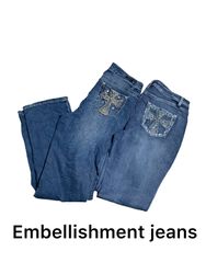 Jeans com enfeites Y2k
