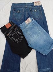CR7087 Vintage True Religion Men’s Jeans
