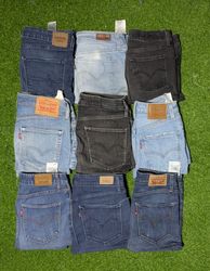 LEVI’S  MINI SKIRTS (C 99)