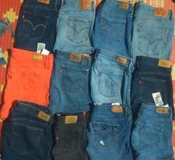 LEVI'S SHORTS (ID 1252)