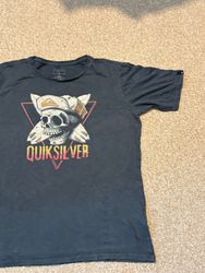 Surf board wear t-shirts