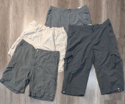 4663 - Columbia shorts