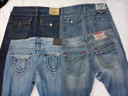 CR7127 True Religion Men’s Jeans