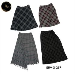 Classic Wool Skirt – Cozy & Elegant Winter Wear (G..
