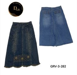 Y2K Printed Long Poly Skirt – Vintage 2000s Aesthe..