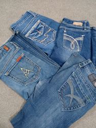 #276 Ladies Y2k Jeans flared ornés et brodés