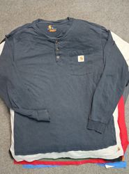 Carharttと他のブランドのTシャツ