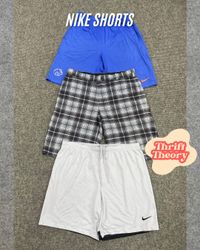 Nike Shorts - (02/04)