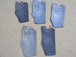 Levi's Bootcut Jeans