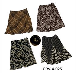 High-Quality Y2K Poly Skirt – Timeless Retro Style..