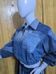 Chaqueta recortada de upcycle Levi's