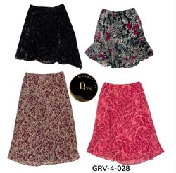 Y2K Vintage Poly Skirt – Trendy Retro Aesthetic (G..
