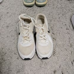 MIX BRANDED SHOES - BUNDLE 03