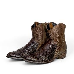 Collezione di Stivali da Cowboy Anfibi Vintage SA4..