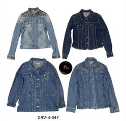 Vintage Y2K Denim Jacket – Retro Streetwear Essent..