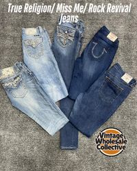 True Religion / Miss Me / Rock Revival Jeans - (04..