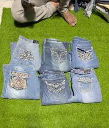 VIGOSS AND OTHER BRAND JEANS (MR242)