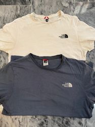 The North face t shirt