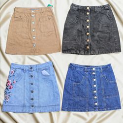 SA477 Y2K Button-Up Mini Skirts