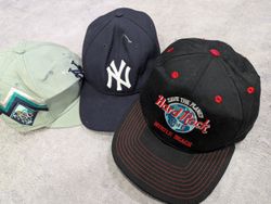 CRZ2158 Mixed Brand Caps-(264)