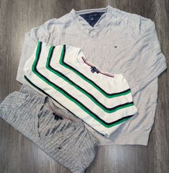 4935 - Tommy Hilfiger Sweaters