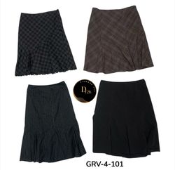 Y2K Vintage Wool Skirt – Chic, Cozy & High Quality..
