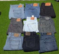 LEVI’S JEANS (A 57)