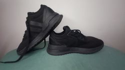 Adidas Sneakers and Trainer Shoes 13 pieces Unisex
