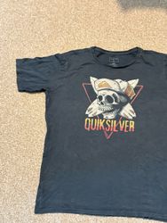 Surf board wear t-shirts