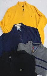 CR7421 Vintage Branded Sweaters