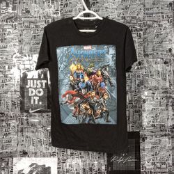 MARVEL T-SHIRTS - BUNDLE 01