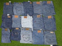 LEVI’S MINI SKIRTS (C 109)