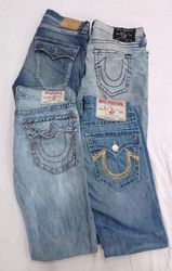 CR7484 Vintage True Religion Men’s Jeans