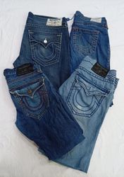 CR7496 Vintage True Religion Men’s Jeans