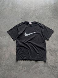 Klassische Nike T-Shirts