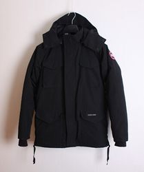 Canada Goose puffer Jackets