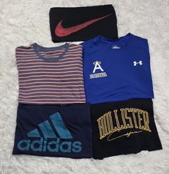 Mix branded t-shirts