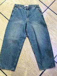 Embroidered jeans/shorts