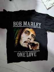 Graphic printed t-shirts