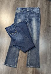 5189 / Unbranded straight and Flare Jeans