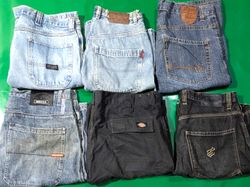 ROCAWEAR AND OTHER MIX BRANDS SHORTS (D 44)