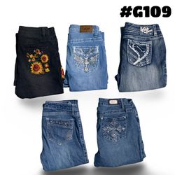 Y2K branded stylish jeans (brands) Bke and Maurice..