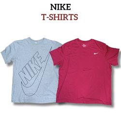 T-shirts Nike