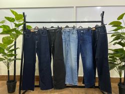 Jeans da donna a gamba larga 05